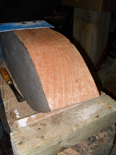 The fine grain of Brian's hull. Photo: SR